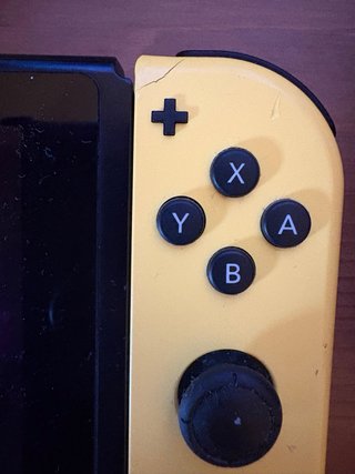 Nintendo Switch Edizione Speciale Let's Go Pikachu