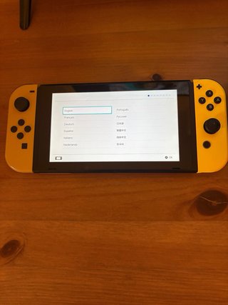 Nintendo Switch Edizione Speciale Let's Go Pikachu