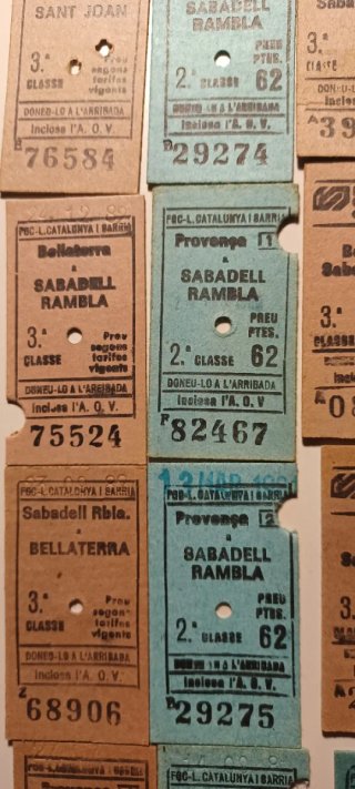 Lote 42 Billetes Tren FGC Varias Épocas