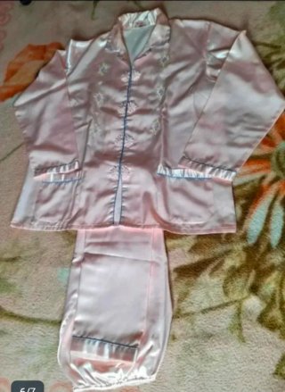 Pijama raso rosa  talla 42 Sin Estrenar