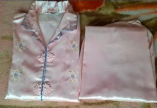 Pijama raso rosa  talla 42 Sin Estrenar