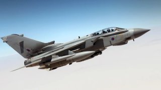 Maqueta Revell Tornado ECR 1:32 Nueva