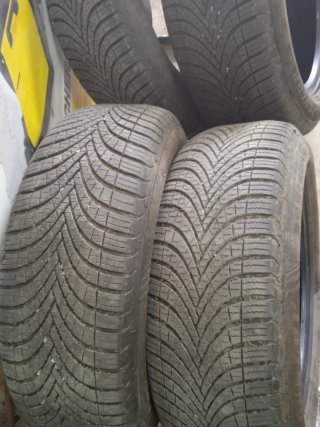 4Neumáticos Dunlop 4 Estaciones 205/60 R16