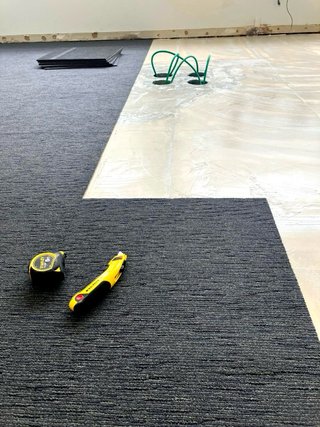 Fabricación/instalación de carpintería y muebles