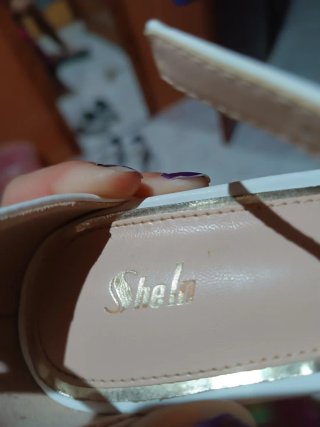 Sandalias blancas de tacón