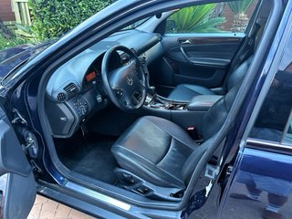 Mercedes 320 V6 174000 km