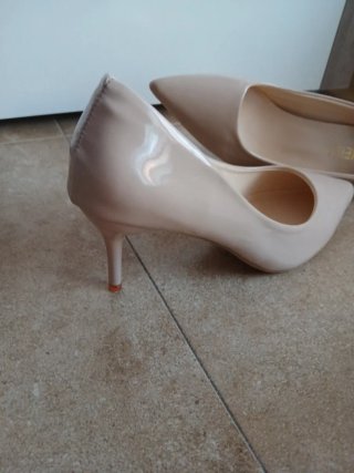 Zapatos de salón color albaricoque, 39