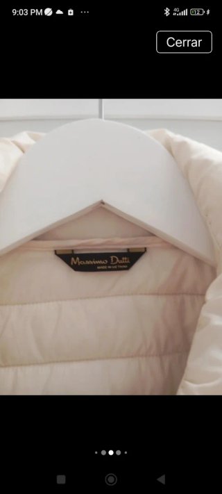 Chaqueta de plumas blanca