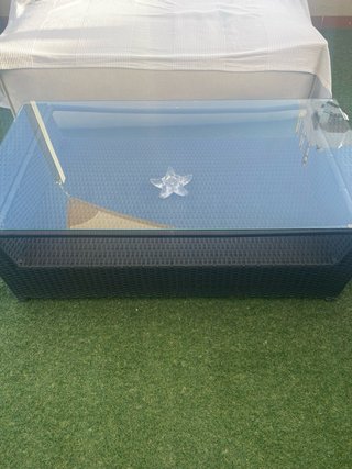 Mesa ratán y cristal