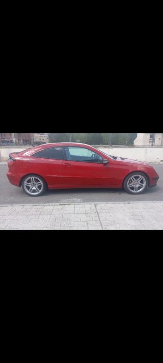 Mercedes-Benz Clase C 2004