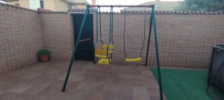 Columpio infantil para jardín