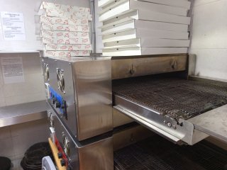 Horno Eléctrico de Cinta para Pizzas