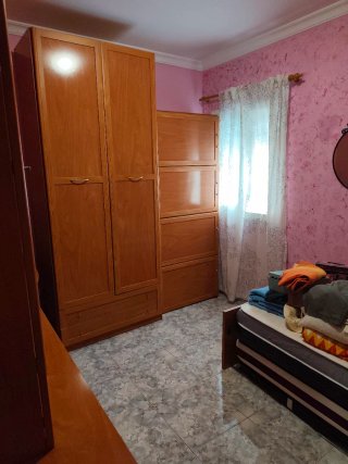 Estructura de cama individual con somier