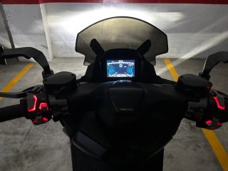 Zontes M125 Maxi Scooter Plata/Azul
