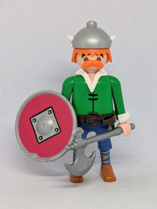 Playmobil Vikingo con Hacha y Escudo