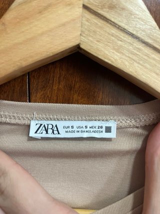 Camiseta Zara Beige Cruzada