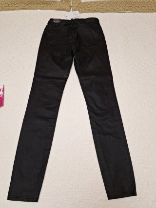 Pantalón Tiffosi Negro Piel Talla M. Talla 38/39