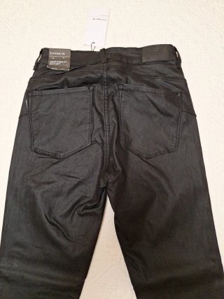 Pantalón Tiffosi Negro Piel Talla M. Talla 38/39