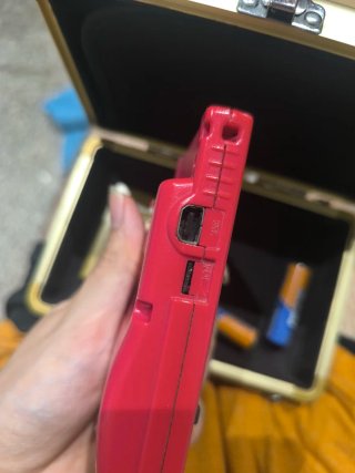 Game Boy Color Roja + Pokémon Oro