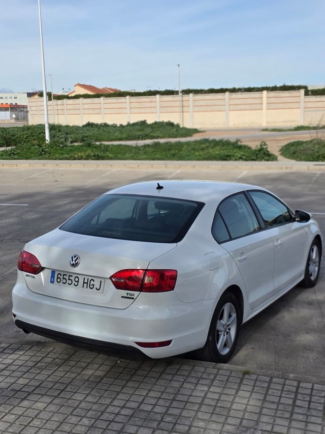 Volkswagen Jetta 2011