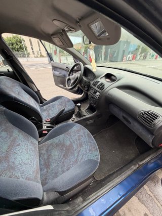 Peugeot 206 2000