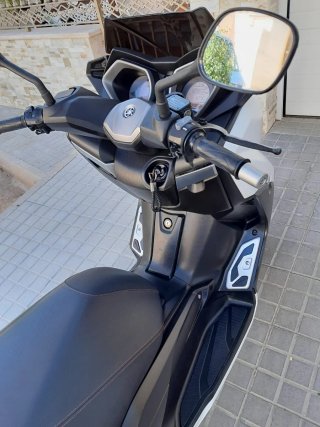 Yamaha XMAX 125 Scooter Maxi