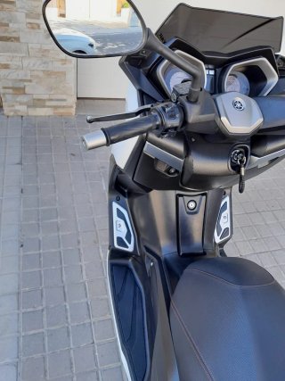 Yamaha XMAX 125 Scooter Maxi