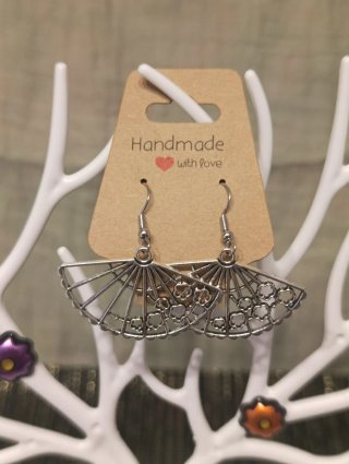Pendientes hechos a mano abanico