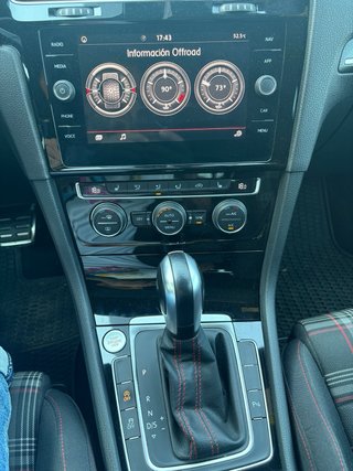 Volkswagen Golf GTI 7.5 performance 245cv
