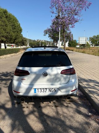 Volkswagen Golf GTI 7.5 performance 245cv