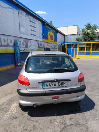 Peugeot 206 2001