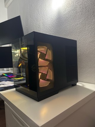 PC Gaming Ryzen 7 8700G + RTX 5060 TI + 48GB DDR5