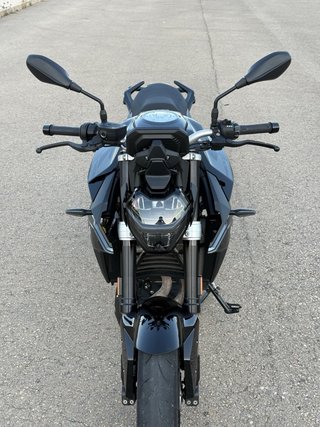 BMW F900R Triple Black