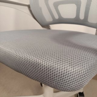 Silla Oficina Ergonómica Gris y Blanca