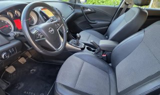 Opel Astra 2015
