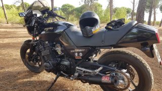 Suzuki GSX 750 EF