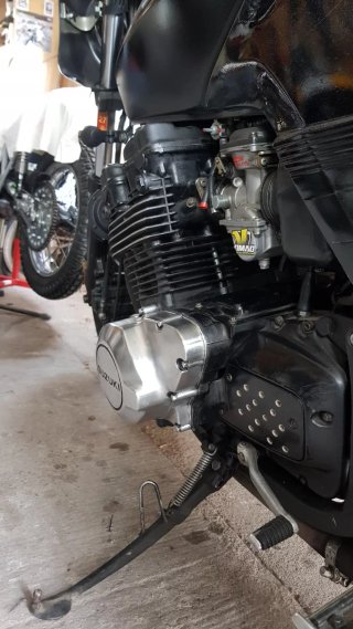 Suzuki GSX 750 EF