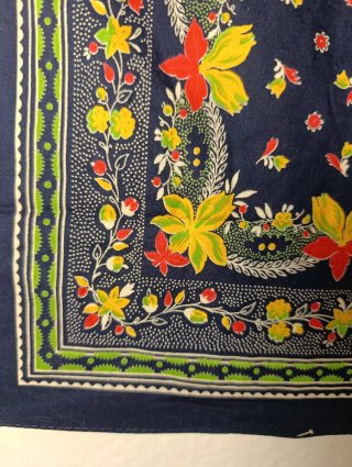 ANTIGUO PAÑUELO DE ALGODÓN INDUMENTARIA