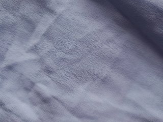 Camiseta celeste con capa