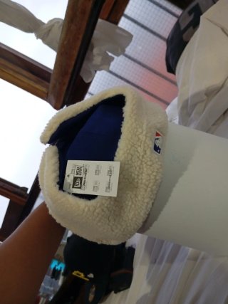 Gorra New Era LA Azul con Orejeras
