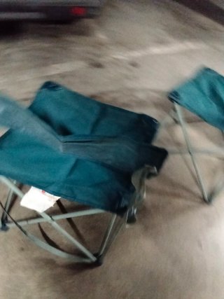 Coppia di sedie pieghevoli Quechua e tavolo in alluminio