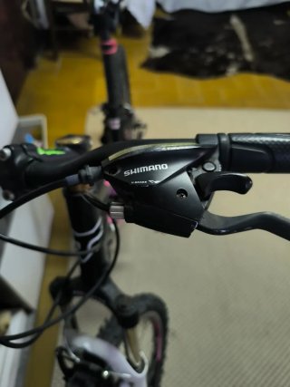 Bicicleta de Montaña MTB Cosmo Negra y Rosa