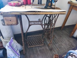 Máquina de coser antigua