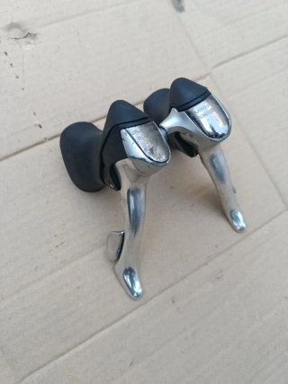 Manetas Shimano Dura-Ace 7700 9v
