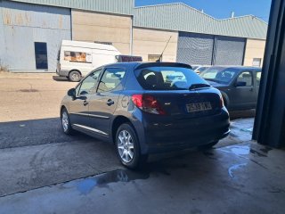 Peugeot 207 2010