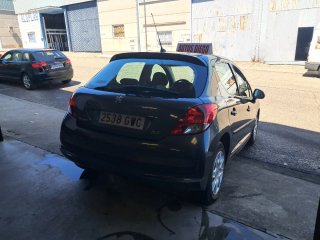 Peugeot 207 2010