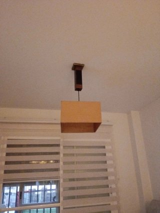 Conjunto lámparas de techo moderna tela y madera.