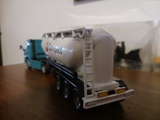 Camión Cisterna Volvo FH12 Joal transporte cemento