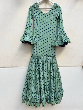 Traje de flamenca verde y azul