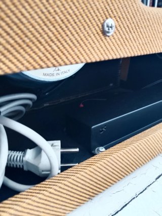 Ampli Guitarra Fender Tweed Junior Laquered